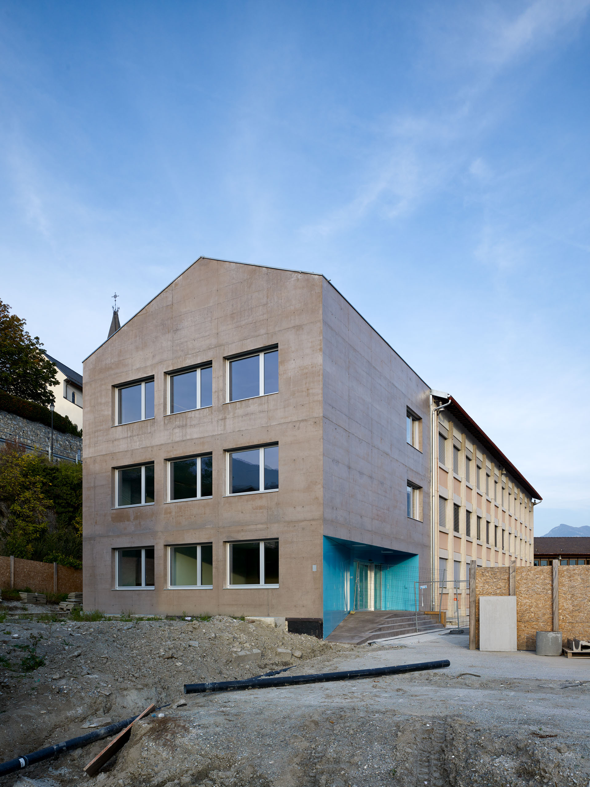 E12401 · Mijong St. Léonard